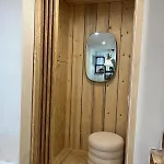 Eden Apartment *