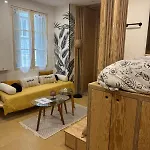 Eden Apartment *